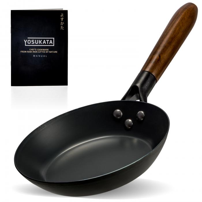 Yosukata 20 cm Stekpanna i svart kolstål (Förvärmd)